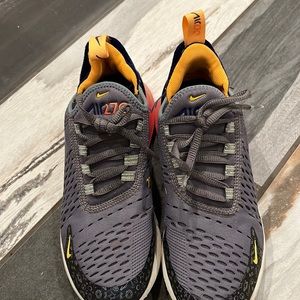 Nike kids shoes Air 27c